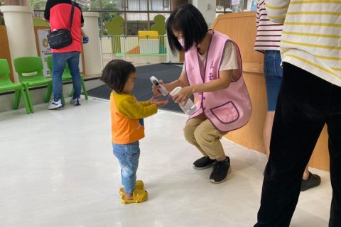 【中壢五權親子館】12月館務志工